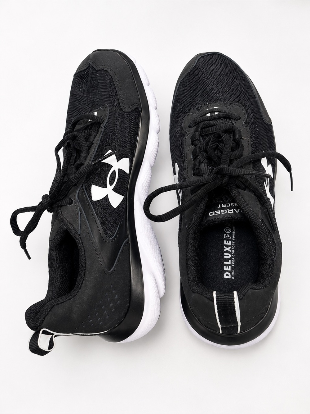 Under Armour Charged Assert Sneakers